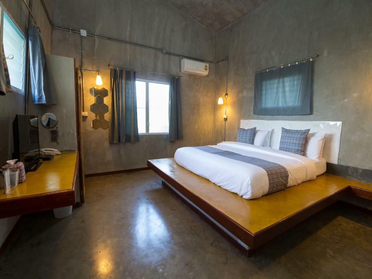 Nongbua Garden Ville Nong Bua Lamphu Екстер'єр фото